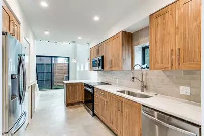 2702 Carroll Avenue #105, Dallas, TX 75204 - Photo 10