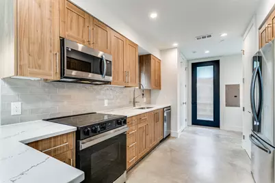 2702 Carroll Avenue #105, Dallas, TX 75204 - Photo 4