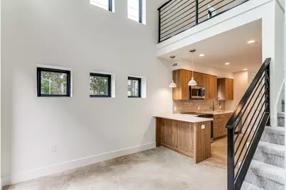 2702 Carroll Avenue #105, Dallas, TX 75204 - Photo 12