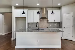 1804 Eastwood Ct, Mansfield, TX 76063 - Photo 6