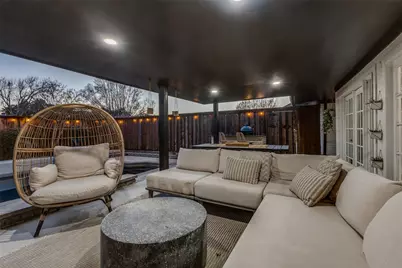 6824 Winterwood Lane, Dallas, TX 75248 - Photo 36