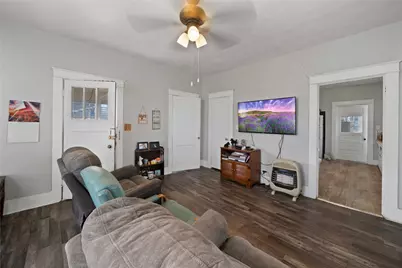 713 N Commerce Street, Gainesville, TX 76240 - Photo 10