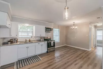 203 E 11th Street, Kaufman, TX 75142 - Photo 8