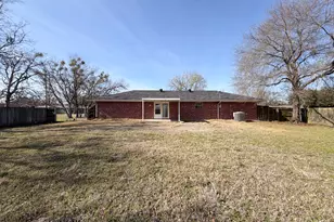 828 Park Ln, Mexia, TX 76667 - Photo 22
