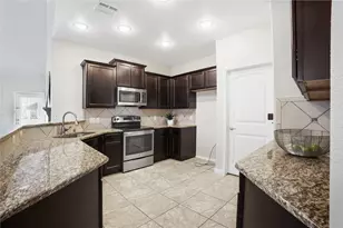 9004 Cape Cod Blvd, Aubrey, TX 76227 - Photo 2