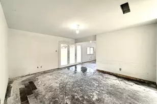 1222 Saturn Dr, Cedar Hill, TX 75104 - Photo 2