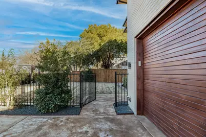 3922 Valley Ridge Road, Dallas, TX 75220 - Photo 4