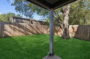 419 Avenue L, Dallas, TX 75203 - Photo 24