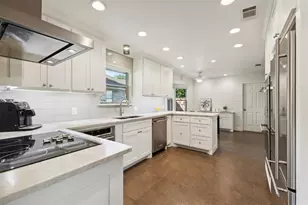 10 Valley Wood Ct, Trophy Club, TX 76262 - Photo 8