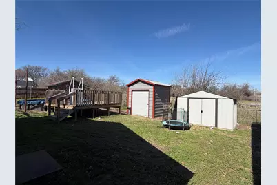 314 W 5th Street, Springtown, TX 76082 - Photo 20