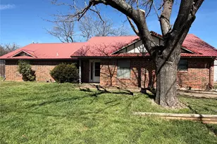 314 W 5th St, Springtown, TX 76082 - Photo 1