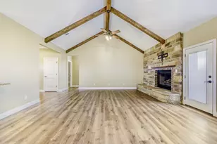 785 Schneider Rd, Howe, TX 75459 - Photo 8