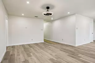 832 Crosstimbers Dr, Fort Worth, TX 76108 - Photo 8