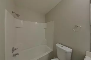 12216 Hunters Crossing Ln, Burleson, TX 76028 - Photo 16