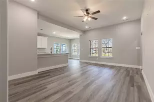 1219 S Montgomery St, Sherman, TX 75090 - Photo 4