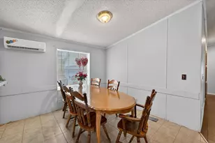 2301 W 13th Ave, Corsicana, TX 75110 - Photo 14