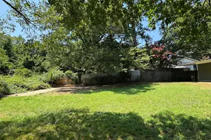 2626 W Washington St, Denison, TX 75020 - Photo 30