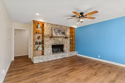 1208 Harris Avenue, Hurst, TX 76053 - Photo 6