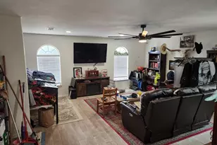 541 Bakers Branch Rd, Waxahachie, TX 75167 - Photo 4