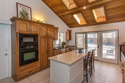 5805 Havenwood Court, Fort Worth, TX 76112 - Photo 2