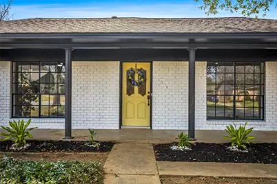 1708 Park Ridge Terrace, Arlington, TX 76012 - Photo 2