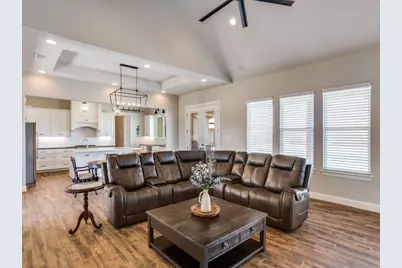 2000 Ragland Trail, Azle, TX 76020 - Photo 4