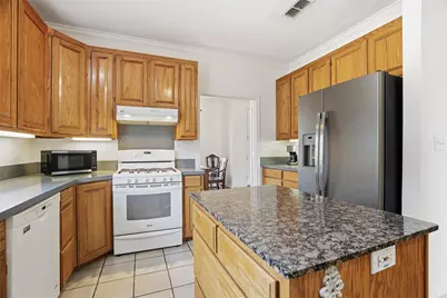 1514 Wordsworth Drive, Cleburne, TX 76033 - Photo 8