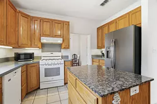 1514 Wordsworth Dr, Cleburne, TX 76033 - Photo 8