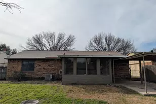 6925 Sandstone Ct, Fort Worth, TX 76120 - Photo 24