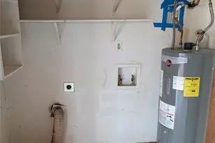 6925 Sandstone Ct, Fort Worth, TX 76120 - Photo 8