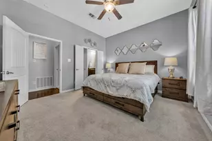 1025 W 10th St, Fort Worth, TX 76102 - Photo 24