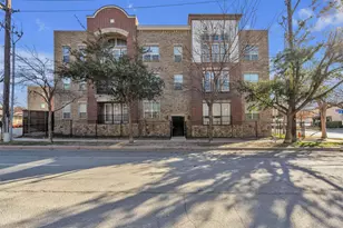 1025 W 10th St, Fort Worth, TX 76102 - Photo 1