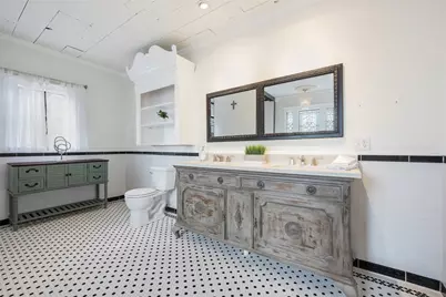 1013 Sherman Street, McKinney, TX 75069 - Photo 10