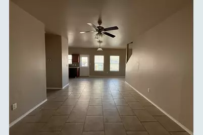 704 E College Street, Princeton, TX 75407 - Photo 4