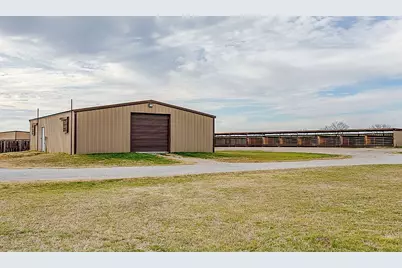 2220 Lazy Bend Road, Millsap, TX 76066 - Photo 12