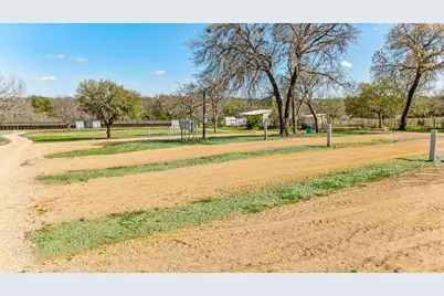 247 S Caddo Street, Lipan, TX 76462 - Photo 6