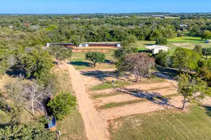 247 S Caddo St, Lipan, TX 76462 - Photo 8