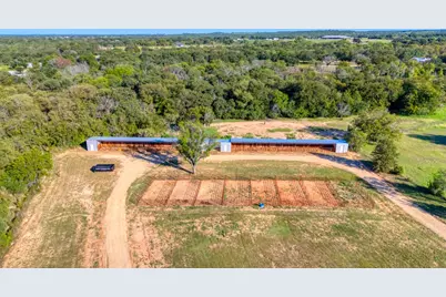 247 S Caddo Street, Lipan, TX 76462 - Photo 4