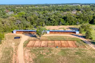 247 S Caddo St, Lipan, TX 76462 - Photo 4