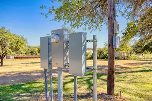 247 S Caddo St, Lipan, TX 76462 - Photo 24