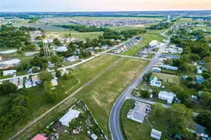 112 E Hubbard Rd, Josephine, TX 75173 - Photo 1