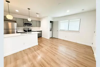 4526 Munger Avenue #201, Dallas, TX 75204 - Photo 6