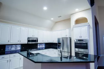 3404 Wimbledon Drive, Lewisville, TX 75077 - Photo 8