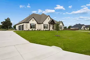 6041 Palomino Wy, Midlothian, TX 76065 - Photo 2