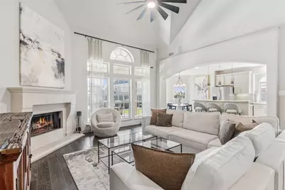 4005 Barlow Court, Mansfield, TX 76063 - Photo 10