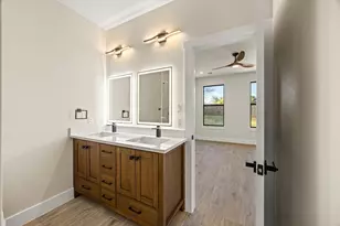 2314 Forest Hill Ln, Granbury, TX 76048 - Photo 20