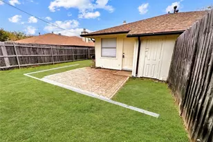 505 Claire Ct, Arlington, TX 76012 - Photo 8