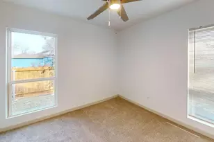 2554 Marfa Ave, Dallas, TX 75216 - Photo 16