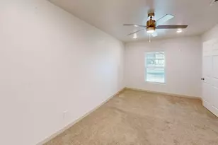 2554 Marfa Ave, Dallas, TX 75216 - Photo 12