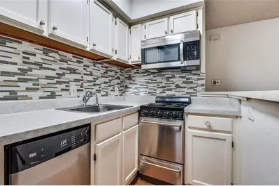 2311 Basil Drive #C304, Arlington, TX 76006 - Photo 4